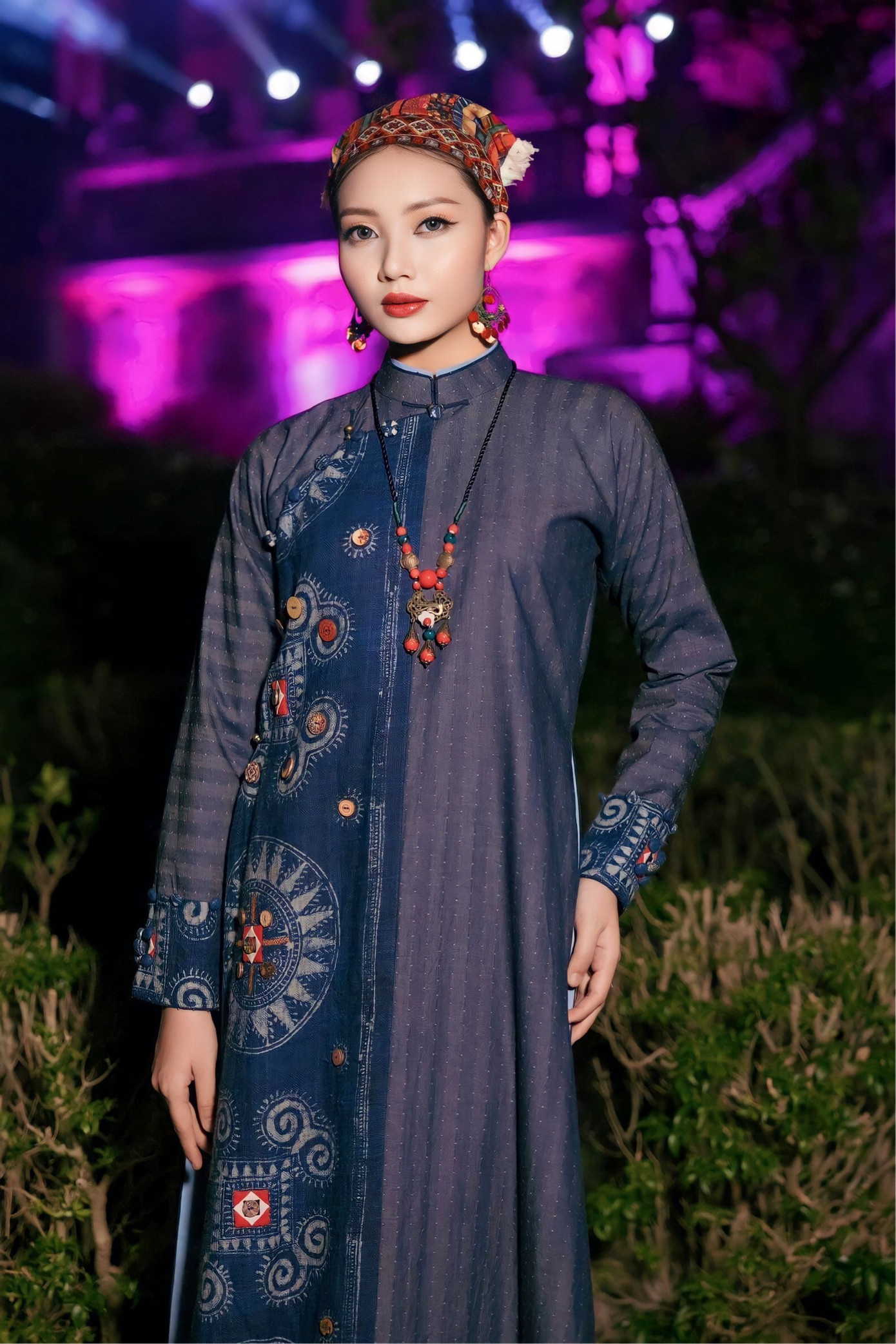 Mặc dù thuộc thế hệ trẻ Gen Z năng động và đầy phá cách, tuy nhiên Diễm Trinh vẫn luôn dành niềm yêu thích cho sự truyền thống.