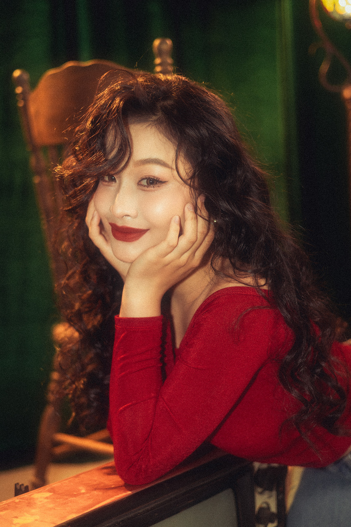 Hồ Uyển Thư (sinh năm 2004) đang là sinh viên của trường Đại học Ngoại ngữ - Tin học TP.HCM.