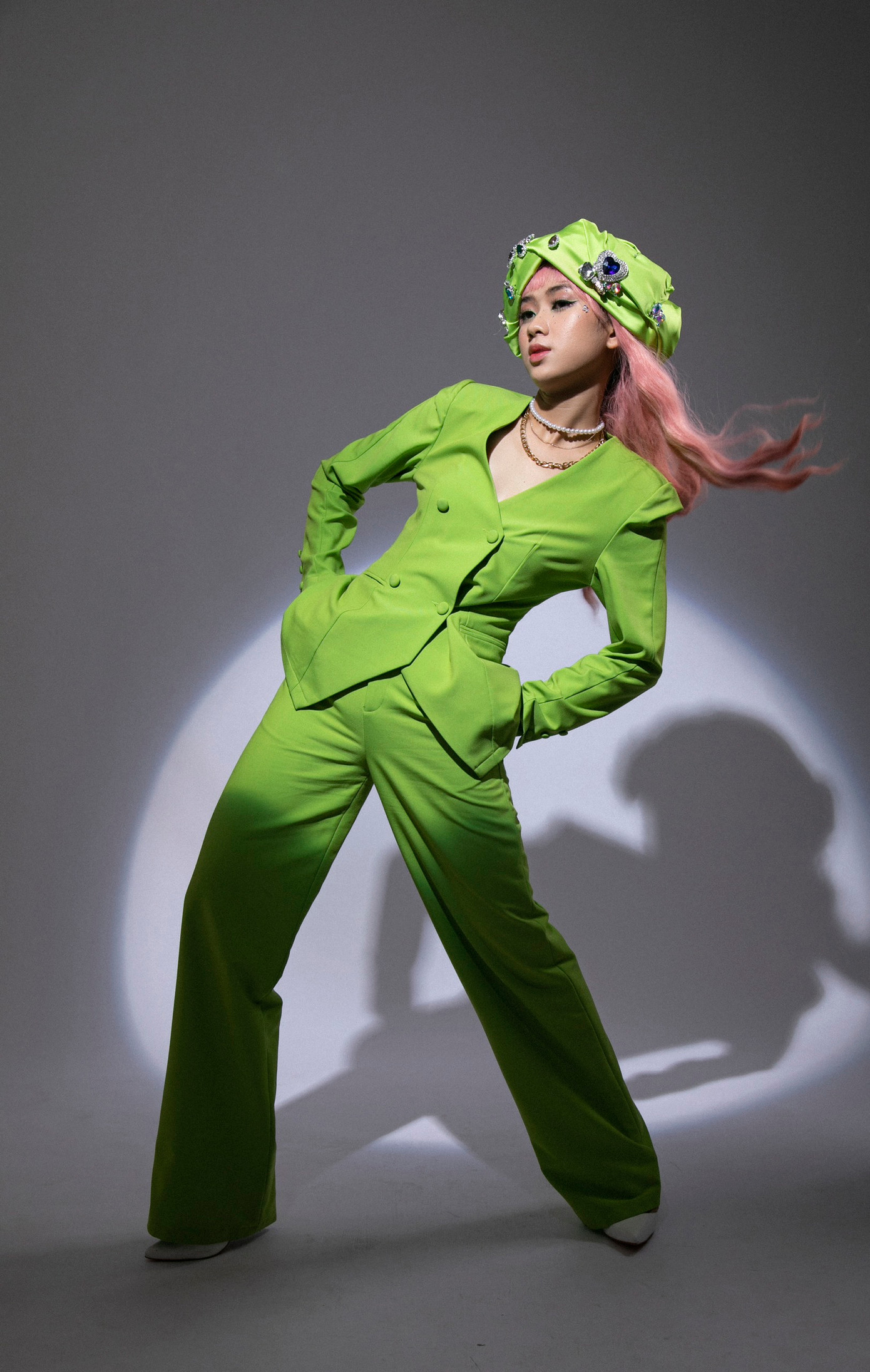 Bên cạnh công việc học, Ngọc Mai còn được biết đến là một người mẫu tự do.