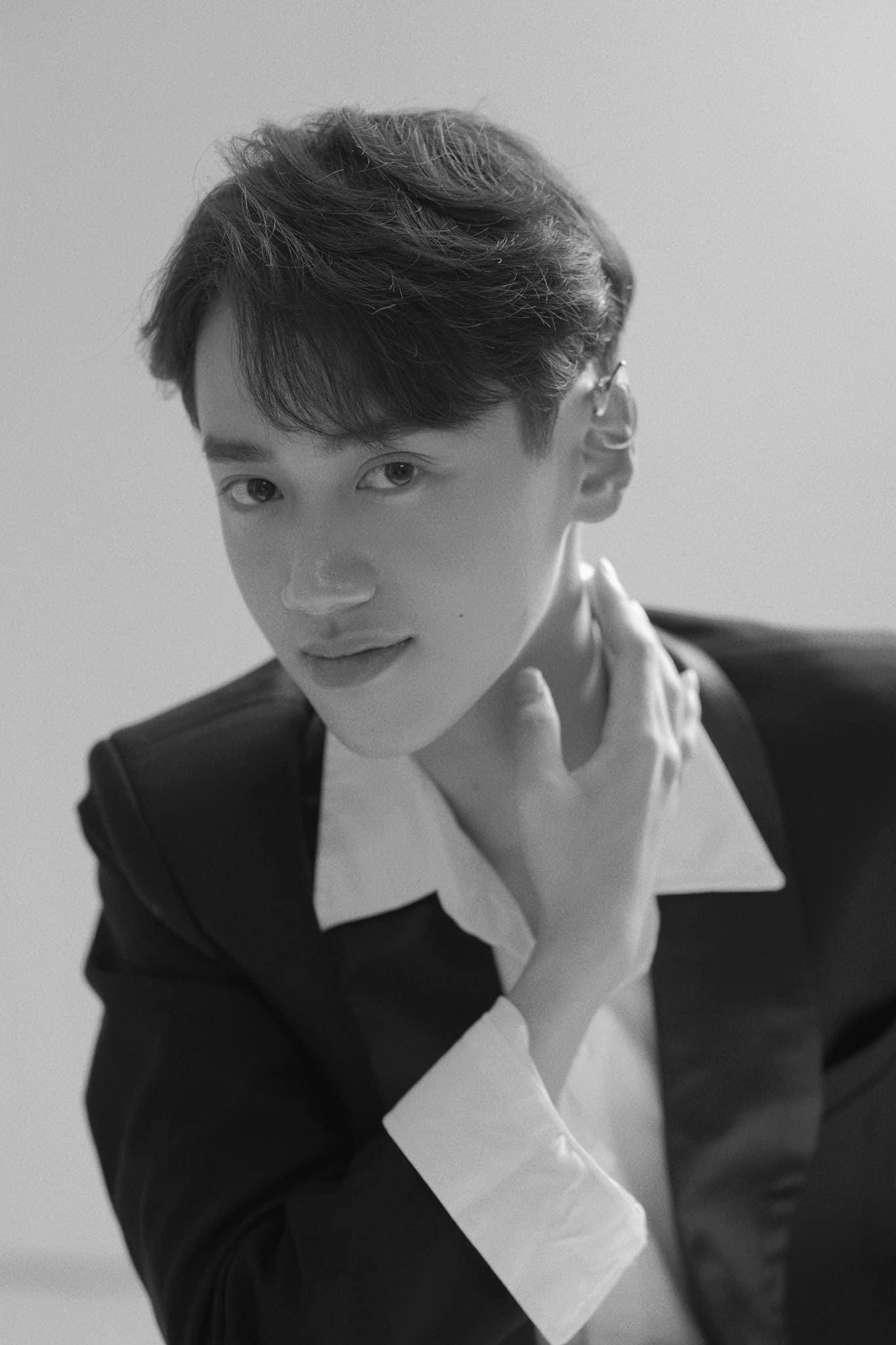 Nguyễn Lữ Hoàng Long (sinh năm 2005) hiện đang là tân sinh viên ngành Truyền thông đa phương tiện của trường Đại học Đông Á.