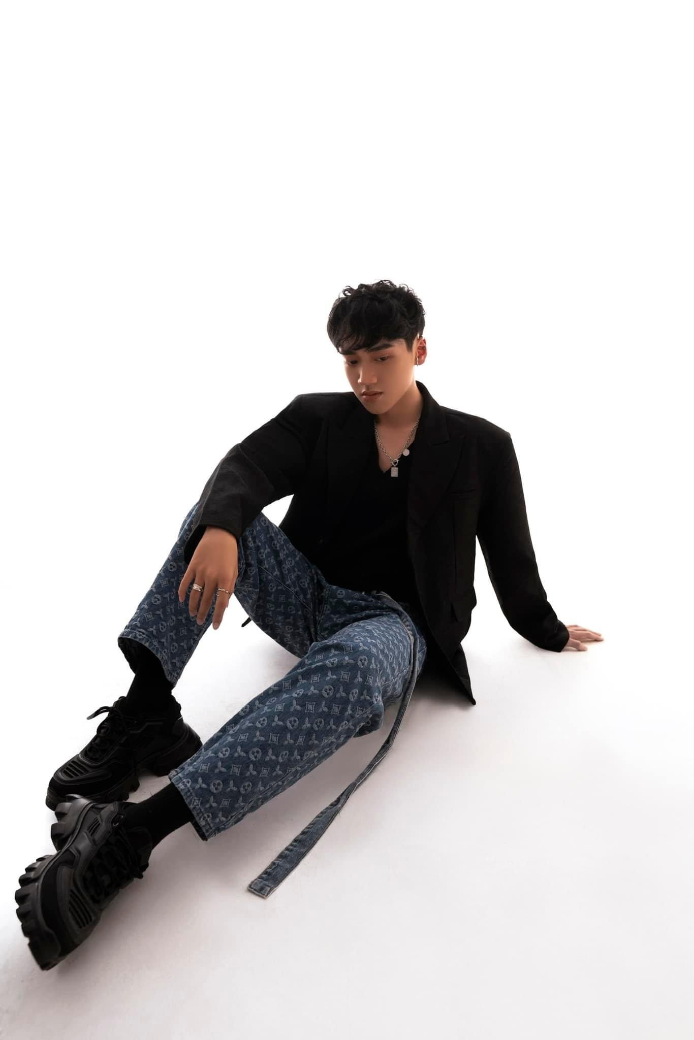 Hoàng Long đã và đang có riêng cho mình những mục tiêu hướng đến trên hành trình hoàn thiện bản thân.