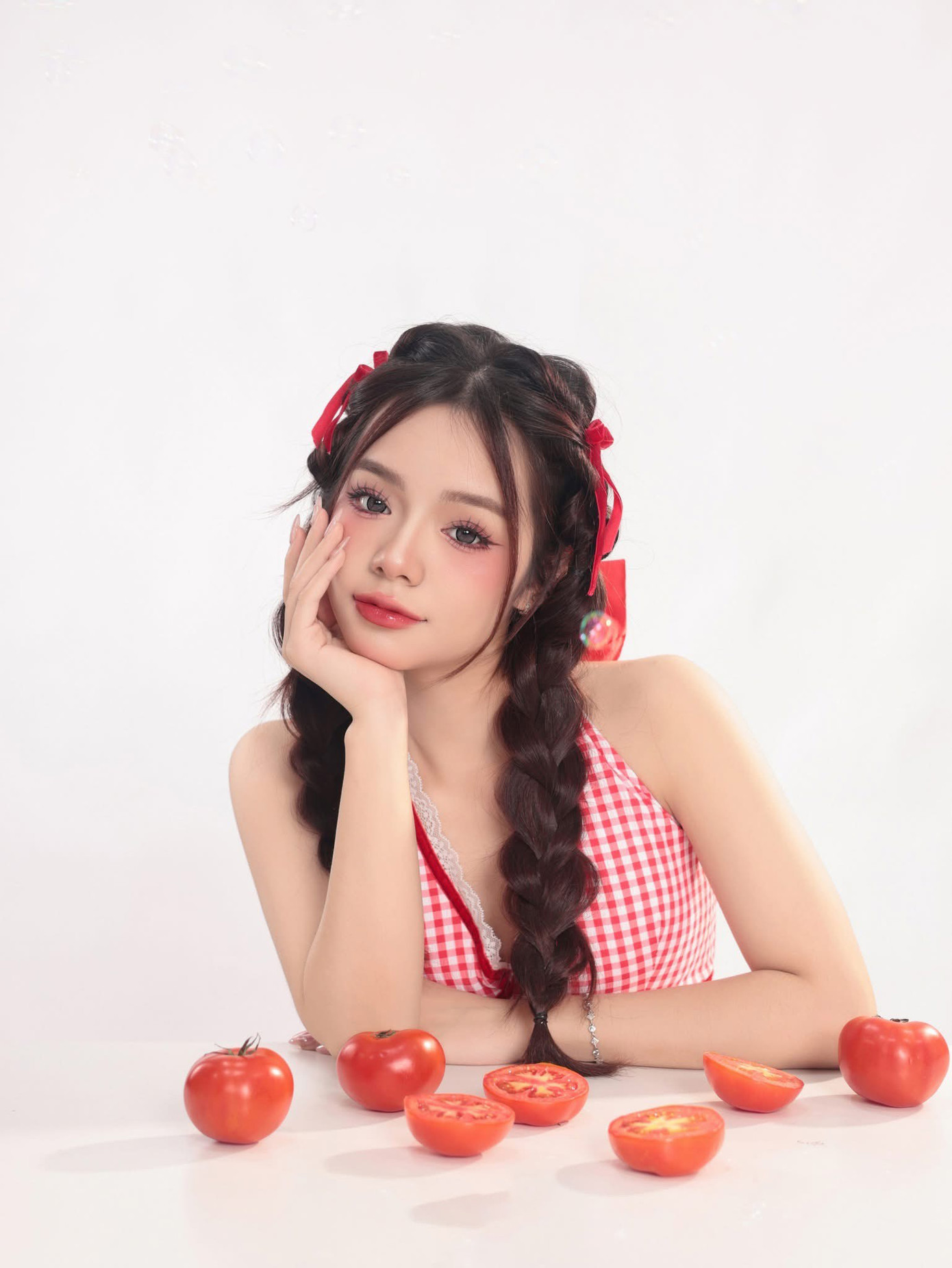 Bên cạnh công việc học, Hà Giang còn là người mẫu ảnh tự do. Bên cạnh công việc học, Hà Giang còn là người mẫu ảnh tự do.