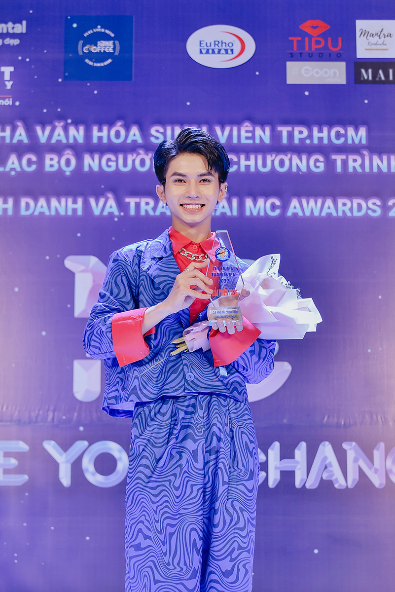 Bằng sự nỗ lực, Minh Trực đã đạt nhiều giải thưởng, thành tích khác nhau.