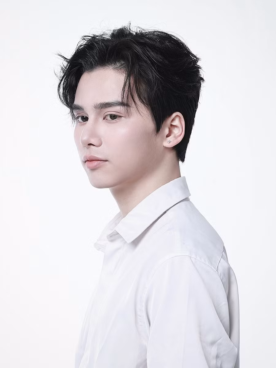 Trịnh Việt Anh (sinh năm 2003) đang là sinh viên Đại học Kinh tế Quốc dân.