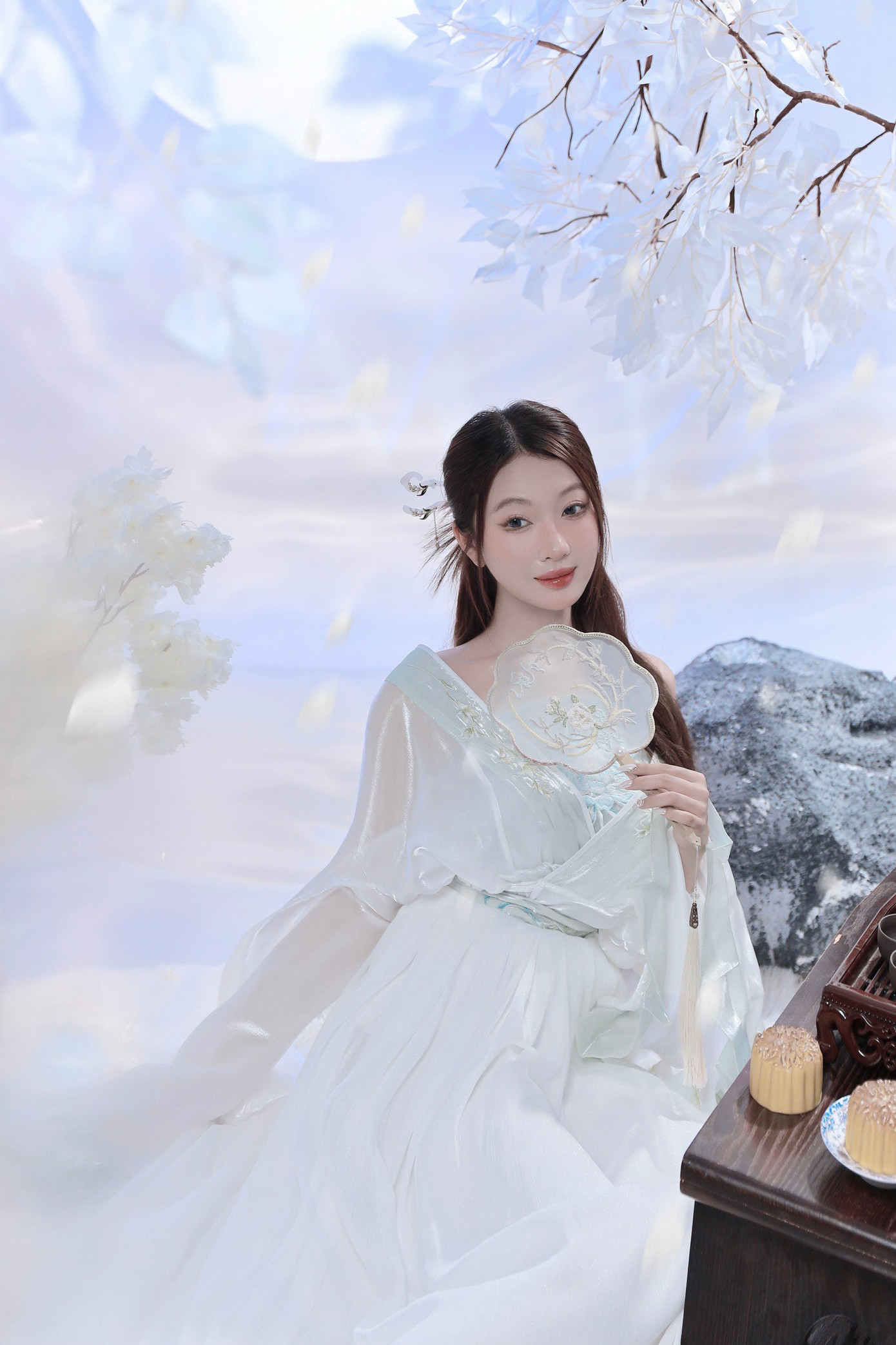 Nhờ trải qua những bài học ấy, Trúc Vy đã có những bước tiến lớn trong cuộc đời và có những bước chân đầu tiên trong một lĩnh vực mới. Nhờ trải qua những bài học ấy, Trúc Vy đã có những bước tiến lớn trong cuộc đời và có những bước chân đầu tiên trong một lĩnh vực mới.