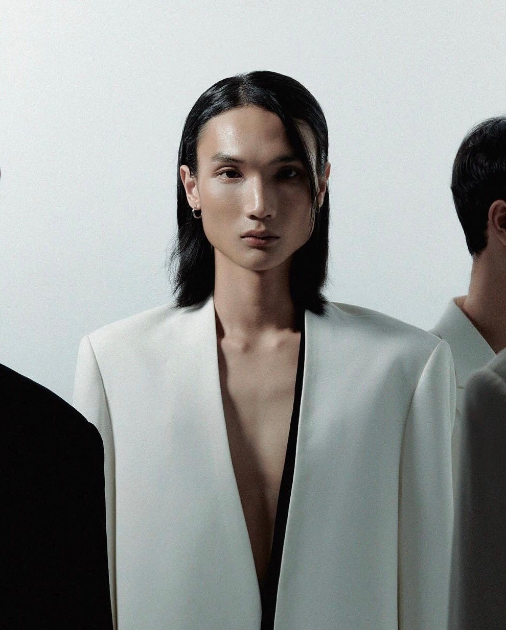 Với niềm đam mê mãnh liệt dành cho thời trang, sau khi tốt nghiệp Đại học, Hải Duy đã quyết định rẽ hướng theo đuổi niềm đam mê người mẫu thời trang của bản thân. Với niềm đam mê mãnh liệt dành cho thời trang, sau khi tốt nghiệp Đại học, Hải Duy đã quyết định rẽ hướng theo đuổi niềm đam mê người mẫu thời trang của bản thân.