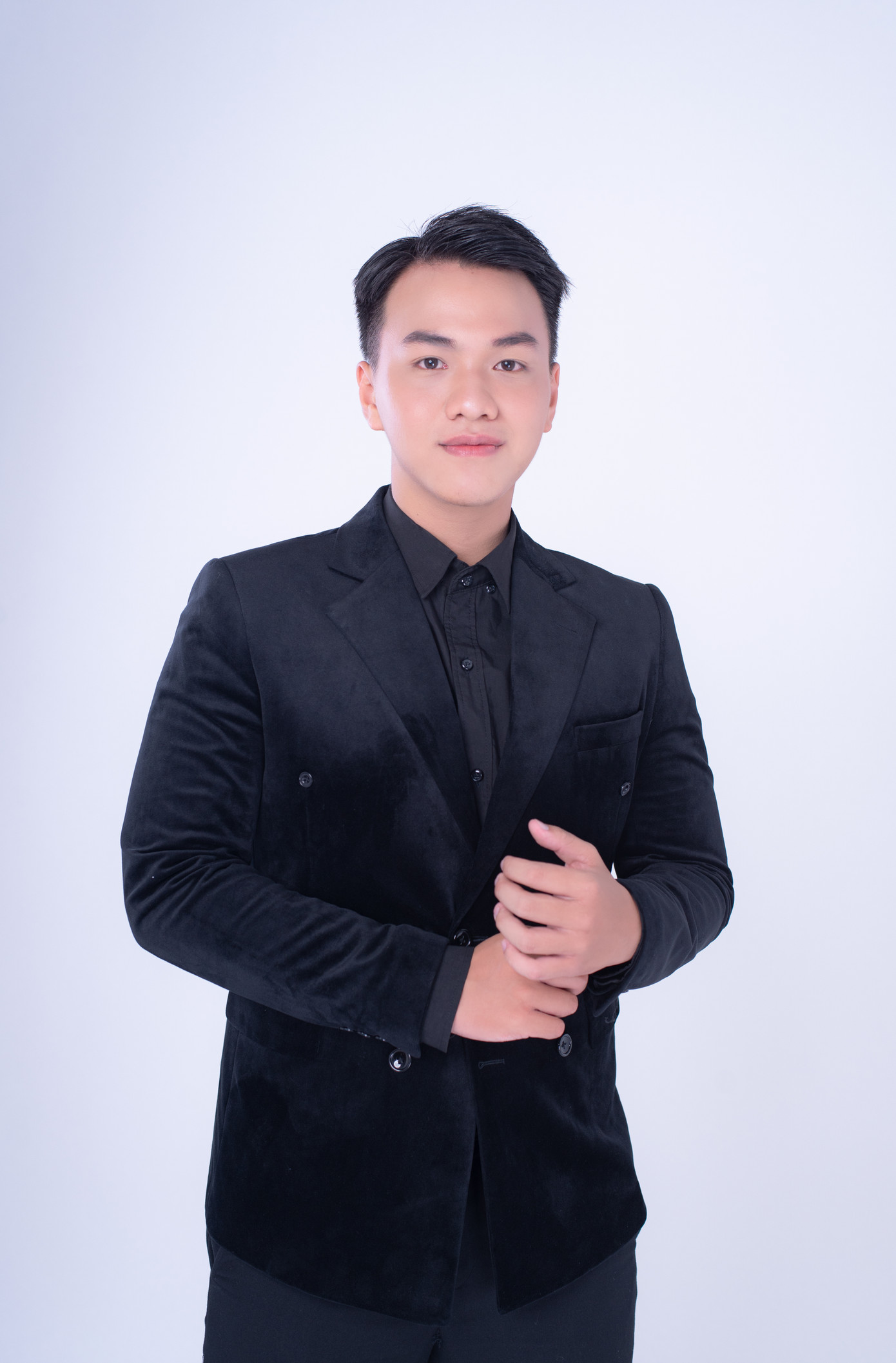 Bắt đầu hành trình đam mê của bản thân ở giảng đường, trải qua những khó khăn về giọng nói, ngoại hình,... Thanh An đã có được những bài học, kinh nghiệm quý báu cho bản thân. Bắt đầu hành trình đam mê của bản thân ở giảng đường, trải qua những khó khăn về giọng nói, ngoại hình,... Thanh An đã có được những bài học, kinh nghiệm quý báu cho bản thân.