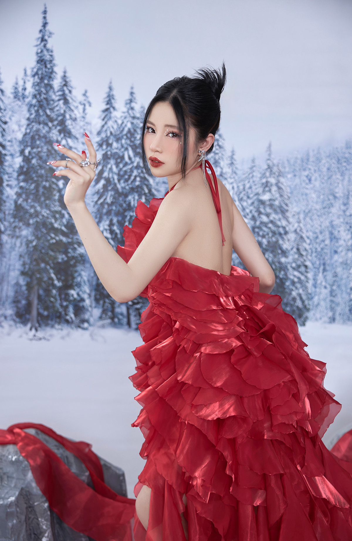 Bắt đầu tham gia vào các hoạt động tình nguyện từ khi lên đại học, mỗi chuyến đi đều mang lại cho Phương Anh nhiều giá trị và những ý nghĩa đầy nhân văn về cuộc sống và con người. Bắt đầu tham gia vào các hoạt động tình nguyện từ khi lên đại học, mỗi chuyến đi đều mang lại cho Phương Anh nhiều giá trị và những ý nghĩa đầy nhân văn về cuộc sống và con người.