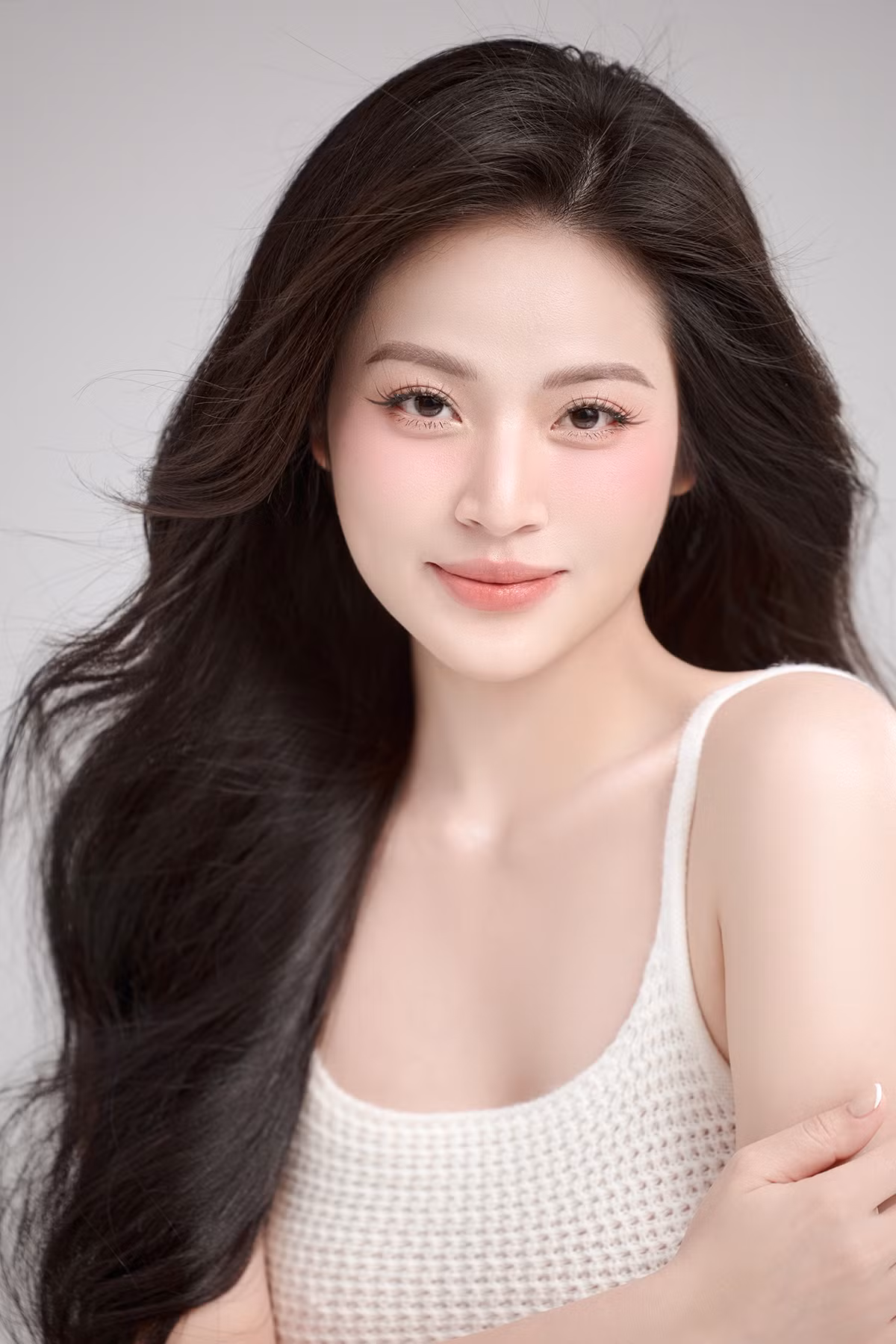 Từ khi còn nhỏ, Duyên Trần đã bộc lộ niềm đam mê mãnh liệt với nghệ thuật, đặc biệt là múa và hát.
