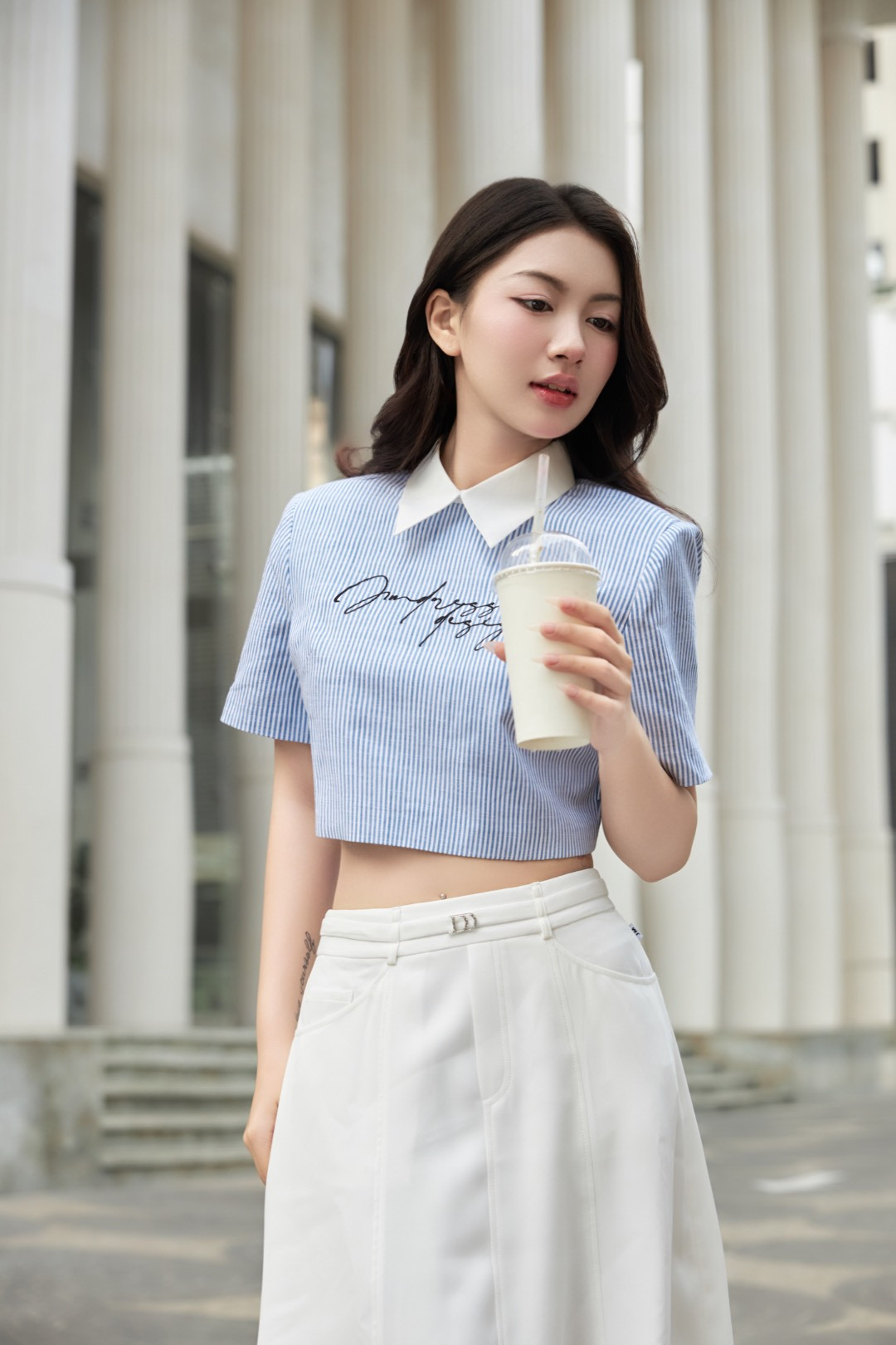 Đối với Minh Phương: “Khuyết điểm chính là thứ giúp chúng ta mạnh mẽ hơn”. Đối với Minh Phương: “Khuyết điểm chính là thứ giúp chúng ta mạnh mẽ hơn”.