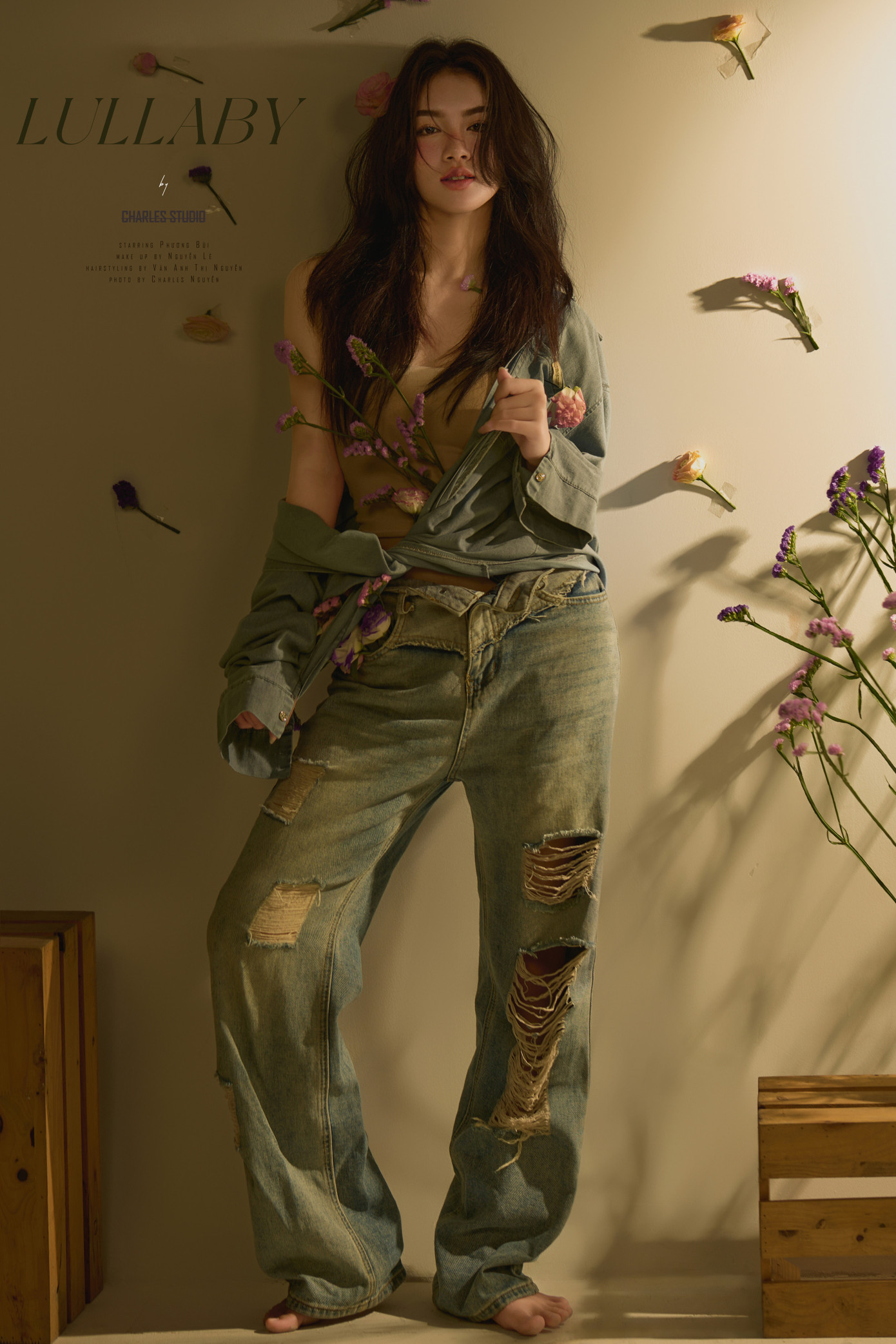 Minh Phương bắt đầu bén duyên với nghề từ cuối năm lớp 12. Minh Phương bắt đầu bén duyên với nghề từ cuối năm lớp 12.