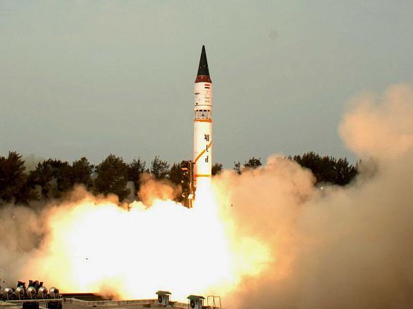 Tên lửa đạn đạo tầm trung Agni III 