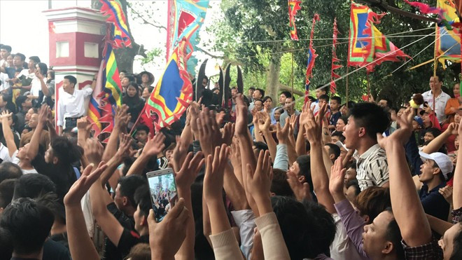 Thủ tướng Phạm Minh Chính yêu cầu tăng cường công tác quản lý lễ hội.