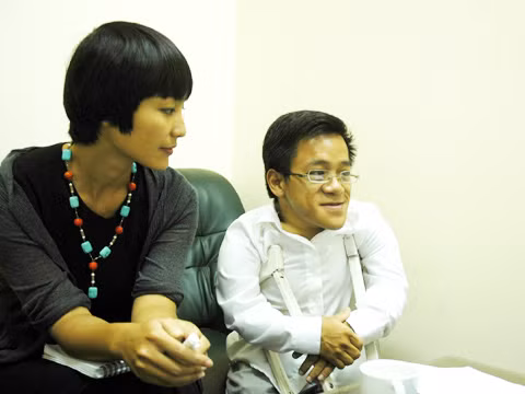 Sơn Lâm và người bạn đồng hành - nhà báo Uyên Ly