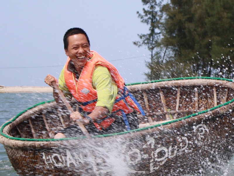 Trần Văn Khoa ấp ủ nhiều lối rẽ du lịch sinh thái mới. Ảnh: Nguyễn Huy