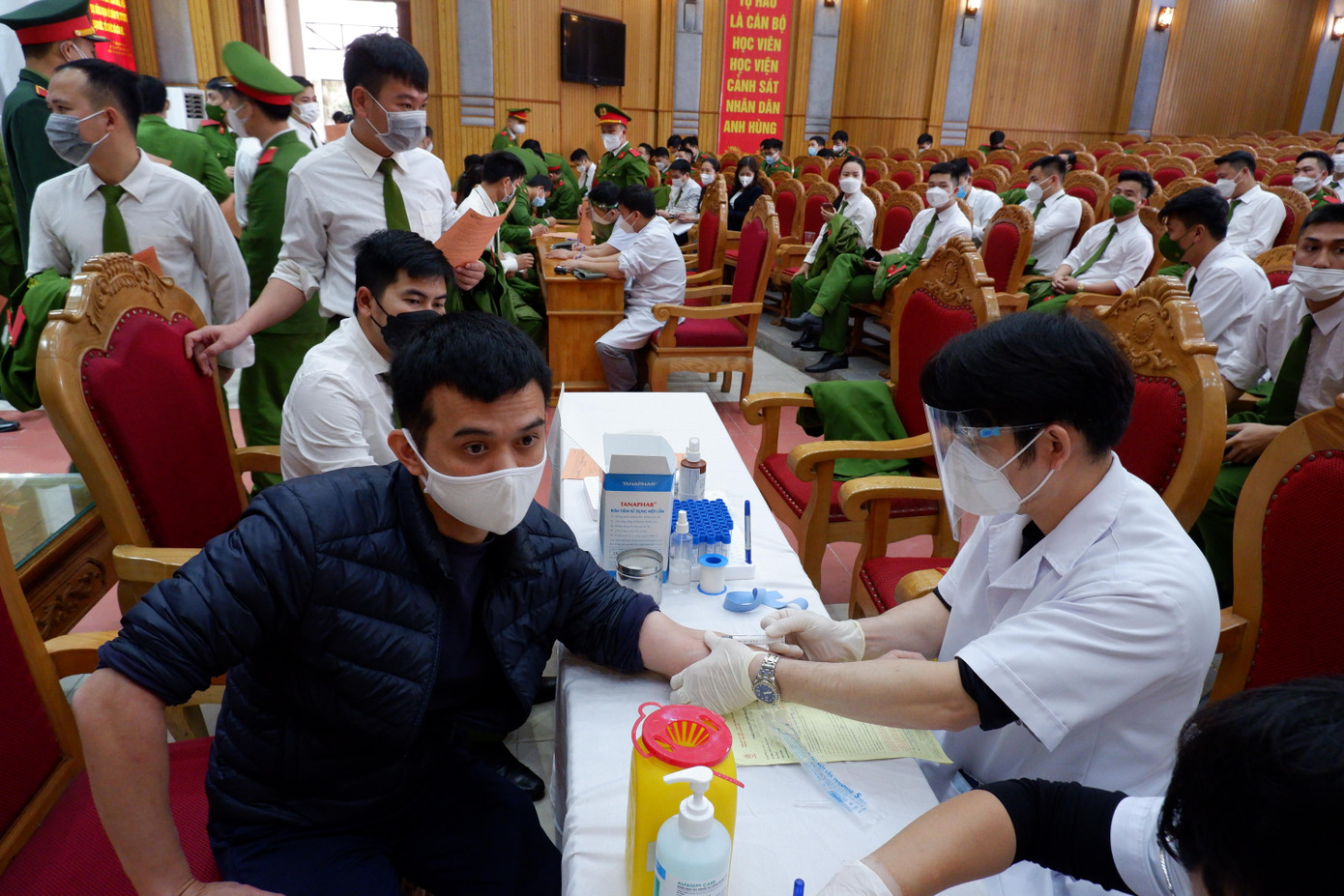 Khám sàng lọc...