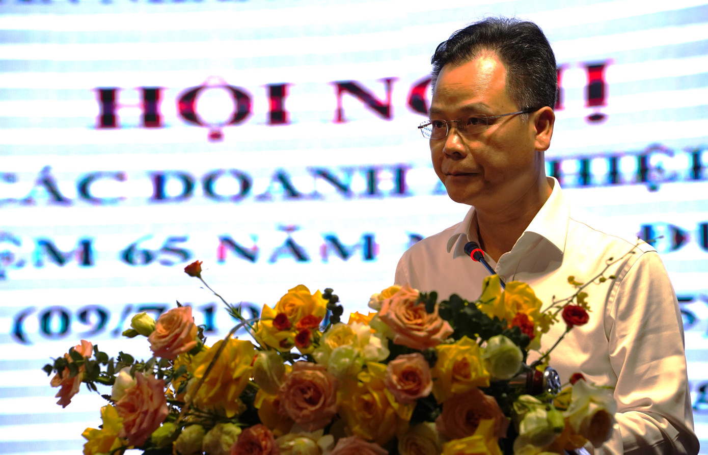 Ông Nguyễn Thành Sinh, Phó Chủ tịch UBND tỉnh Lào Cai phát biểu tại Hội nghị gặp gỡ doanh nghiệp du lịch nhân kỷ niệm 65 năm Ngày Du lịch Việt Nam ngày 9/7.