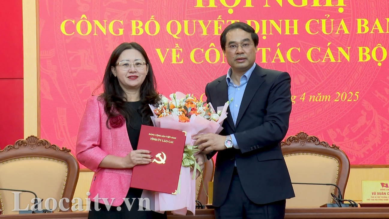 Ban Bí thư chuẩn y bà Giàng Thị Dung, Bí thư Thành ủy Lào Cai, tham gia Ban Thường vụ Tỉnh ủy Lào Cai khóa XVI (nhiệm kỳ 2020 - 2025). Ảnh: THLC Ban Bí thư chuẩn y bà Giàng Thị Dung, Bí thư Thành ủy Lào Cai, tham gia Ban Thường vụ Tỉnh ủy Lào Cai khóa XVI (nhiệm kỳ 2020 - 2025). Ảnh: THLC