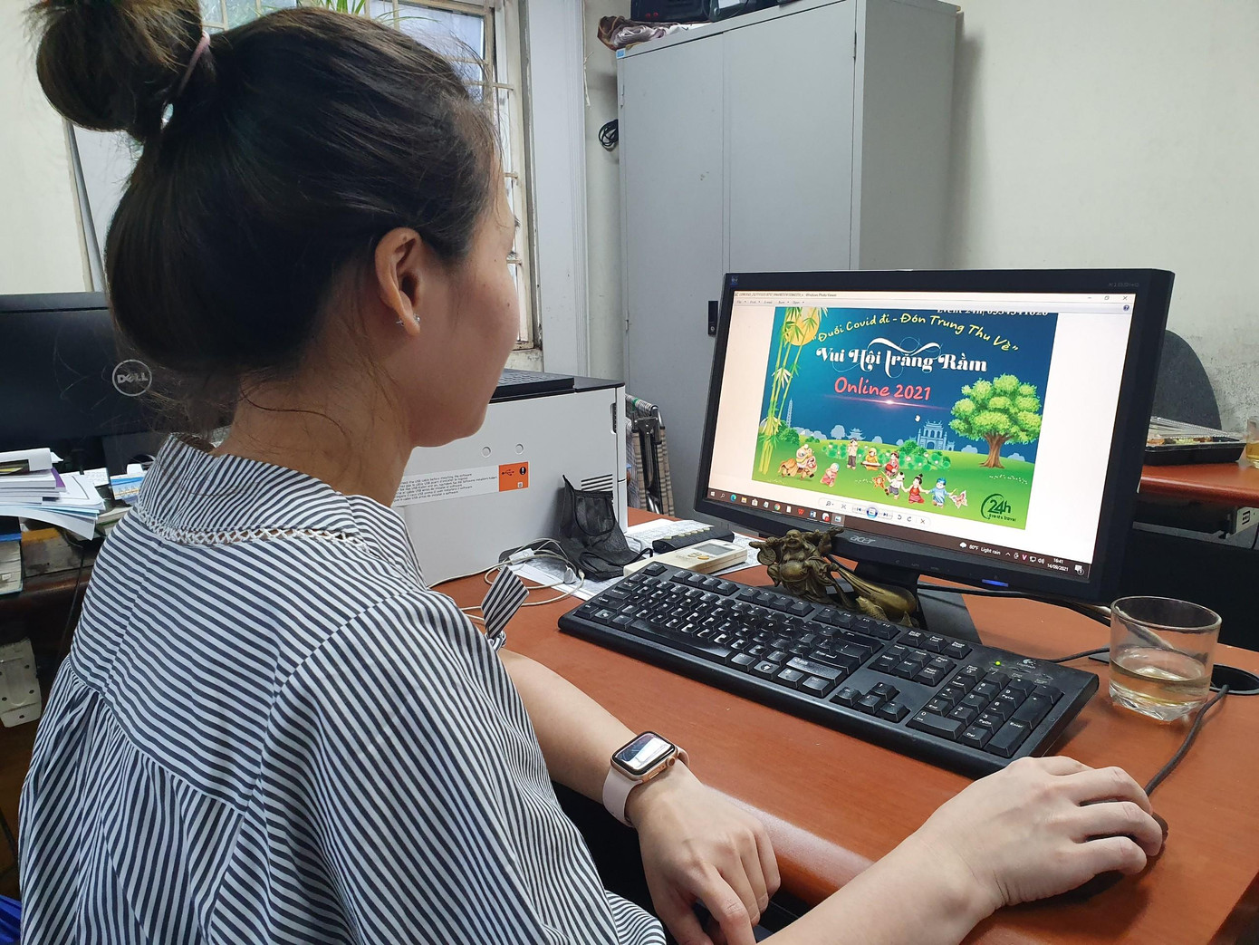 Phụ huynh rủ nhau thuê đơn vị tổ chức Tết Trung thu online cho các con