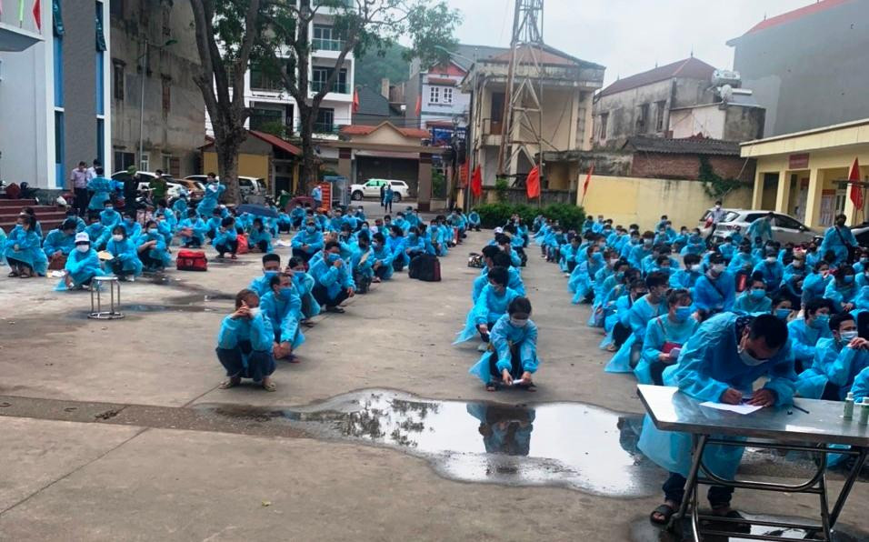 COVID-19 ngày 12/6: TPHCM có 117 bệnh nhân nhập viện trong một ngày ảnh 19