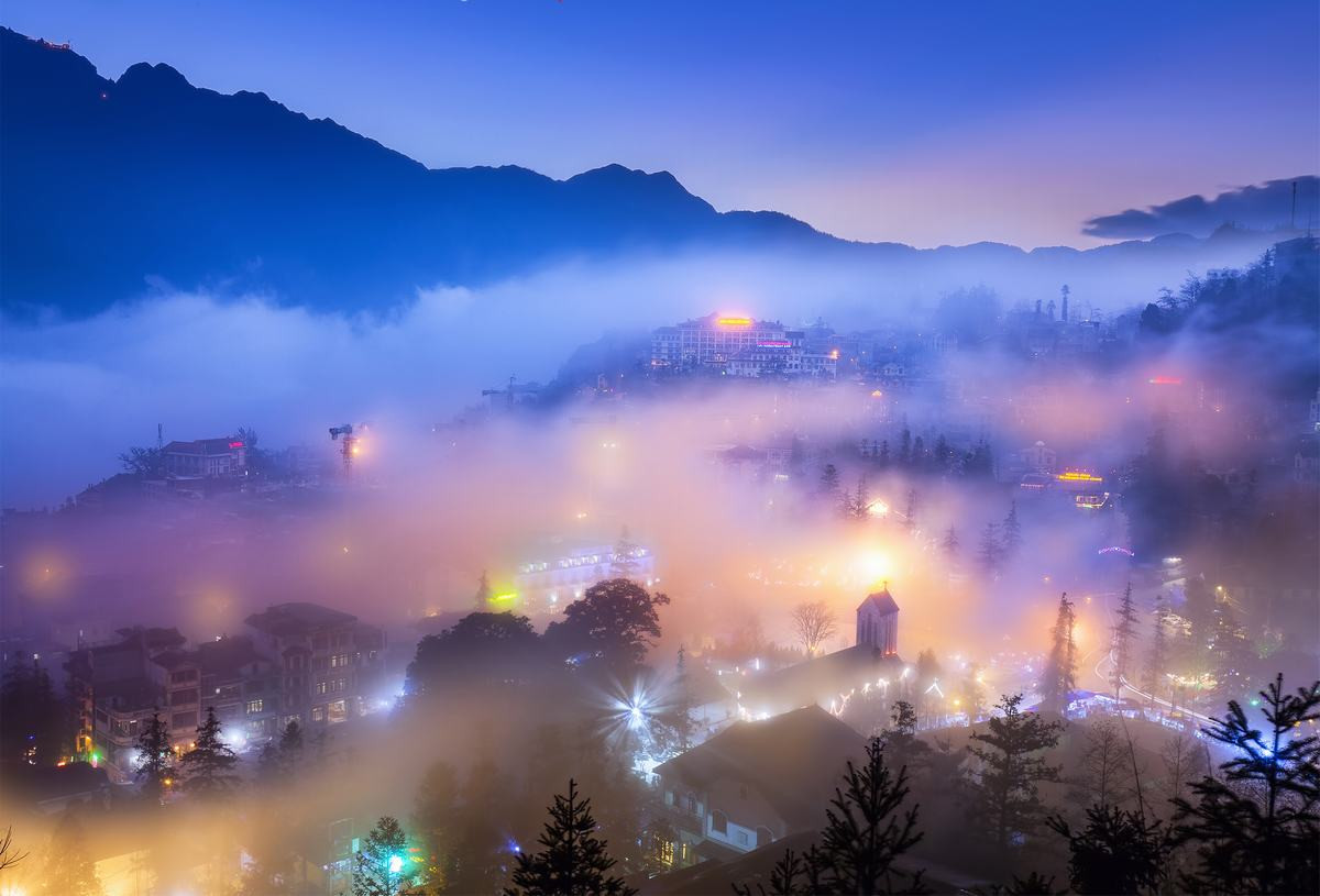 Đêm Sa Pa. Ảnh: Lê Việt Khánh