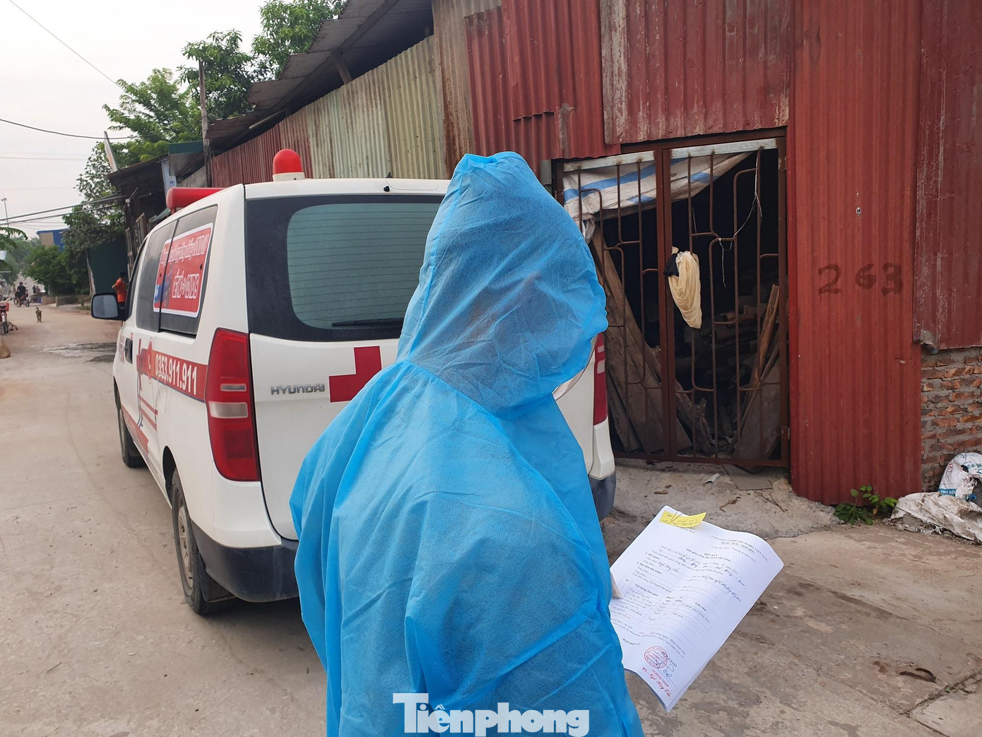 Đội trưởng của nhóm sẽ tiếp nhận thông tin và sắp xếp xe đến đón F0, F1 đưa đến khu cách ly.