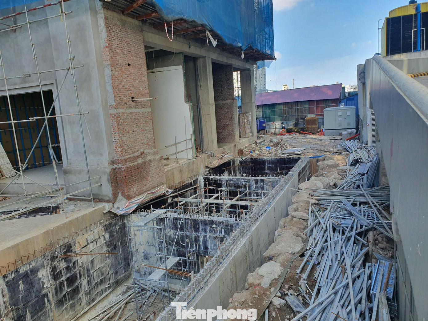 Nhiều hạng mục dở dang đang chờ hoàn thiện.