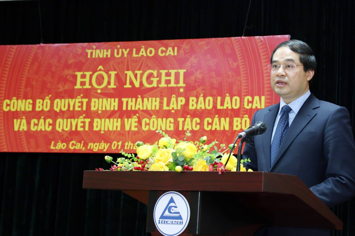 Bí thư Tỉnh ủy, Chủ tịch UBND tỉnh Lào Cai phát biểu. Ảnh Linh Vũ