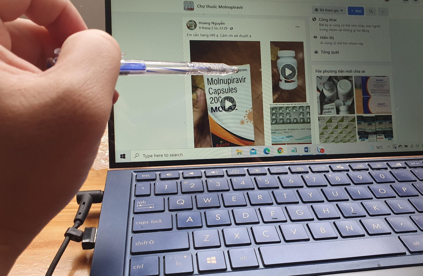 Đây là những hình ảnh trên mạng xã hội, nhiều hội nhóm được lập ra để rao bán rầm rộ các loại thuốc điều trị COVID-19. Để thu hút sự chú ý, họ đăng kèm hình ảnh các loại thuốc, công dụng và hướng dẫn sử dụng. Những quảng cáo này nhận được hàng chục bình luận hỏi giá và nhận báo giá... Đây là những hình ảnh trên mạng xã hội, nhiều hội nhóm được lập ra để rao bán rầm rộ các loại thuốc điều trị COVID-19. Để thu hút sự chú ý, họ đăng kèm hình ảnh các loại thuốc, công dụng và hướng dẫn sử dụng. Những quảng cáo này nhận được hàng chục bình luận hỏi giá và nhận báo giá...