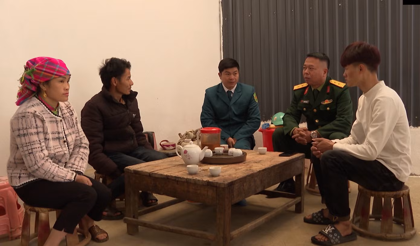 Gần 30 lá đơn tình nguyện nhập ngũ trên tổng số 42 tân binh thực hiện nghĩa vụ quân sự năm 2025 tại thành phố Lai Châu.