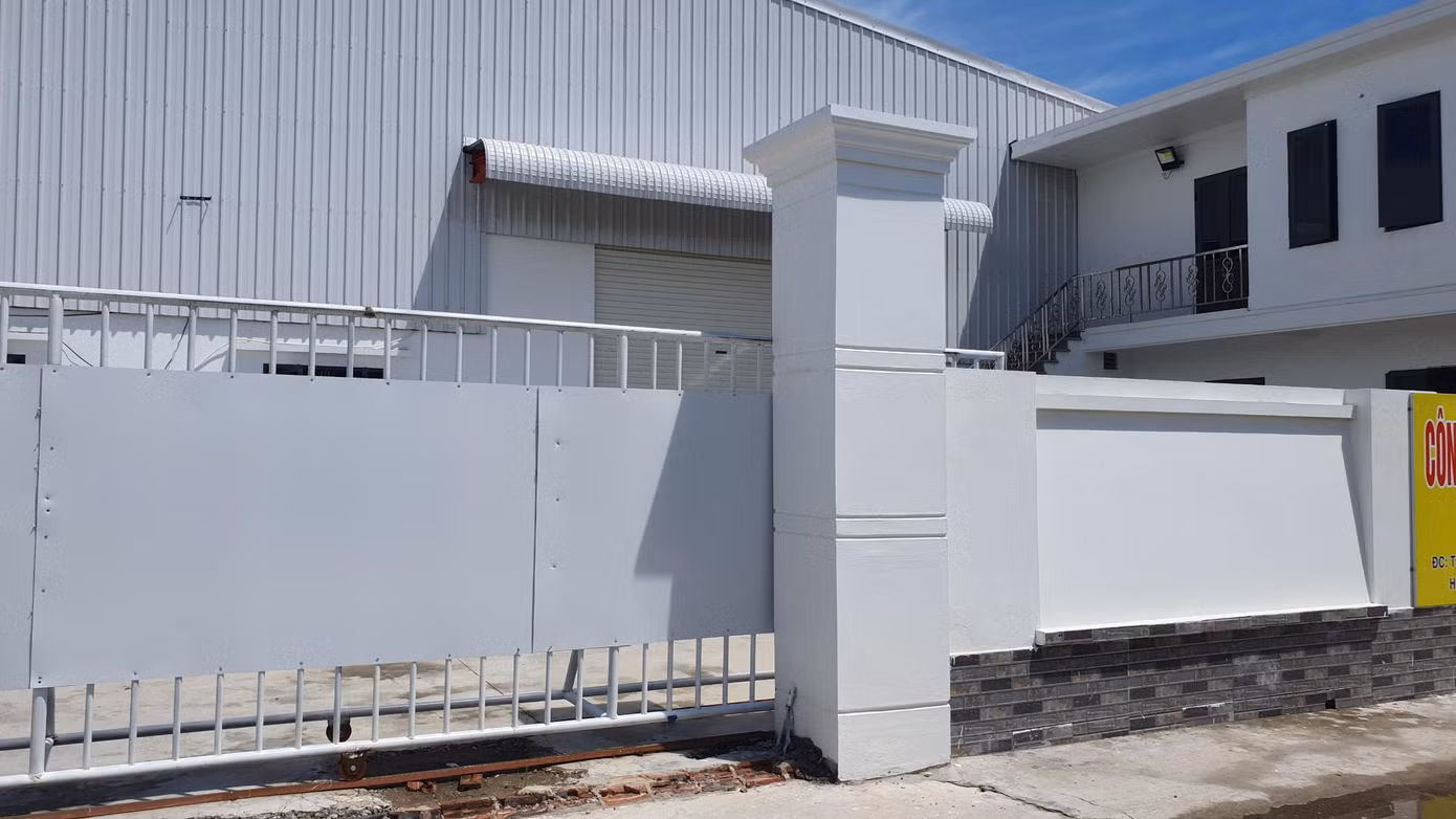 Xây dựng nhà xưởng sản xuất hàng nghìn m2 trên đất nông nghiệp.
