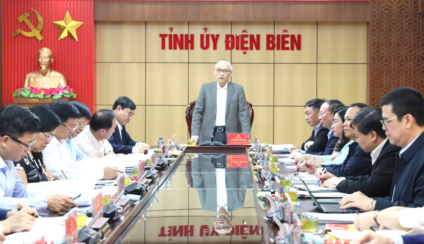 Đồng chí Lê Hoài Trung, Bí thư Trung ương Đảng, Chánh Văn phòng Trung ương Đảng chủ trì hội nghị. Ảnh: Ngọc Thủy