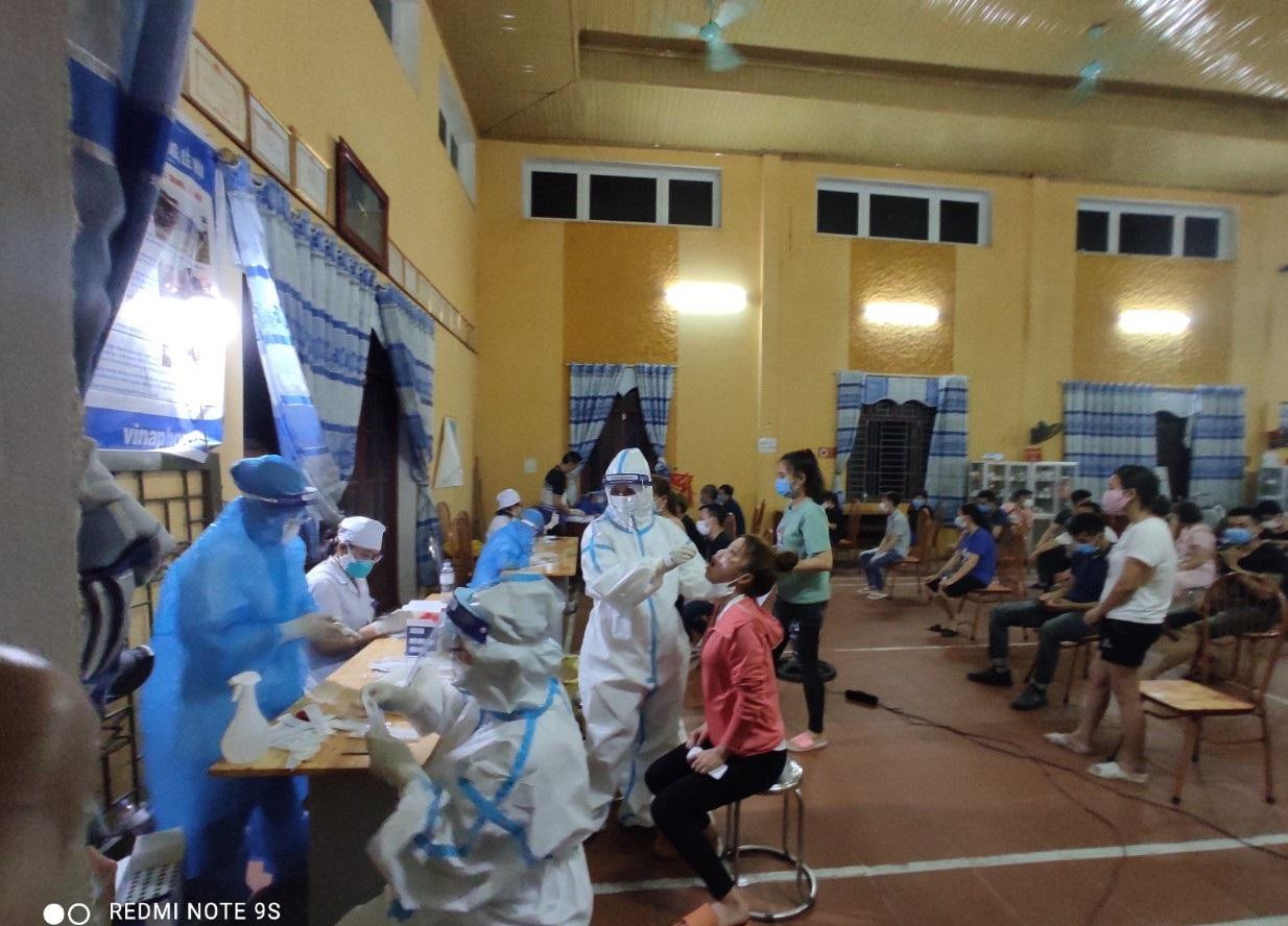 Bắc Ninh yêu cầu xây dựng tiêu chí tiêm vắc xin và quy chế quản lý công nhân