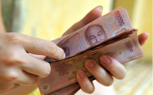 Không tăng lương lấy đâu tiền đi chợ