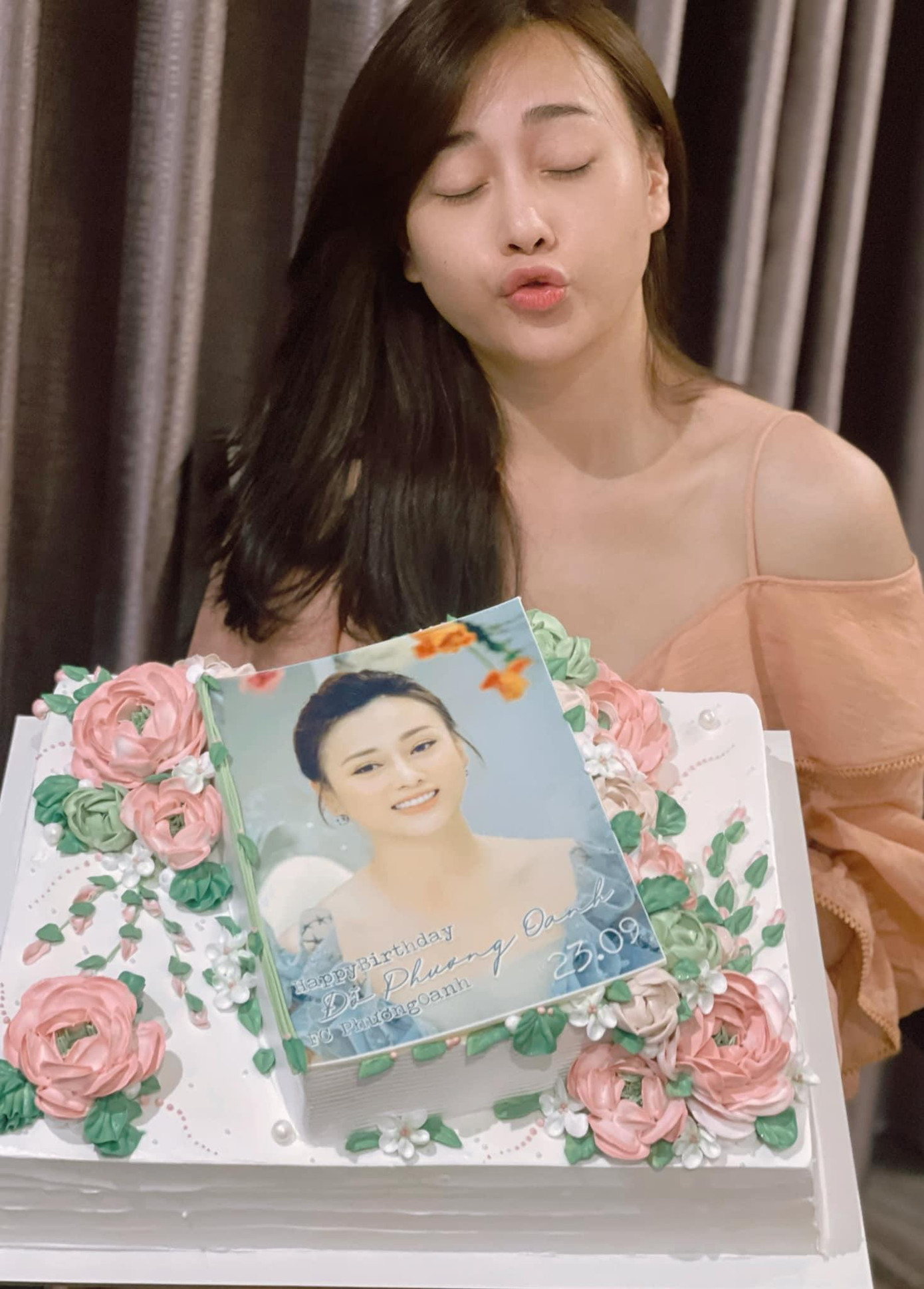 Phương Oanh hạnh phúc khi "lớn hơn một chút"