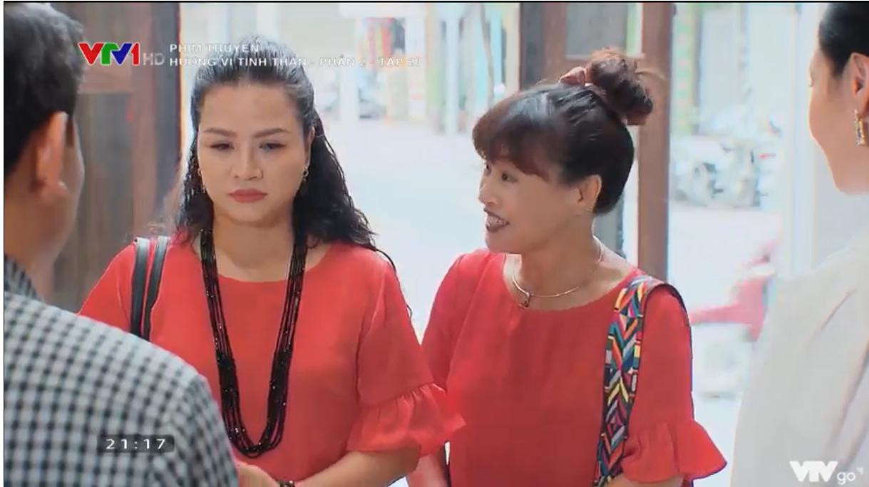 Hai bà thông gia đụng váy, bà Sa tức không làm gì được Hai bà thông gia đụng váy, bà Sa tức không làm gì được