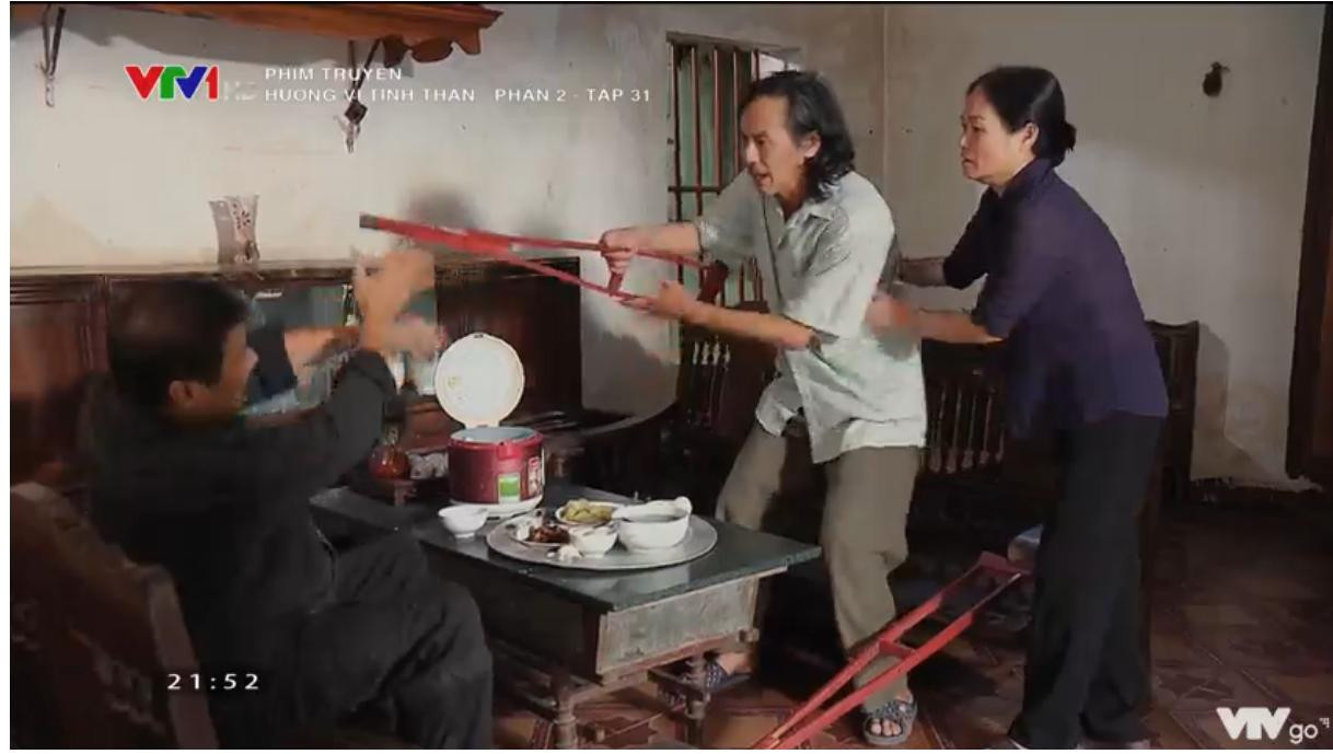 Bố Chiến nổi khùng đánh ông Sinh