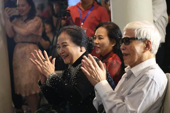 NSND Ngô Mạnh Lân, người bạn đời NSND Ngọc Lan và con gái TS. Ngô Phương Lan