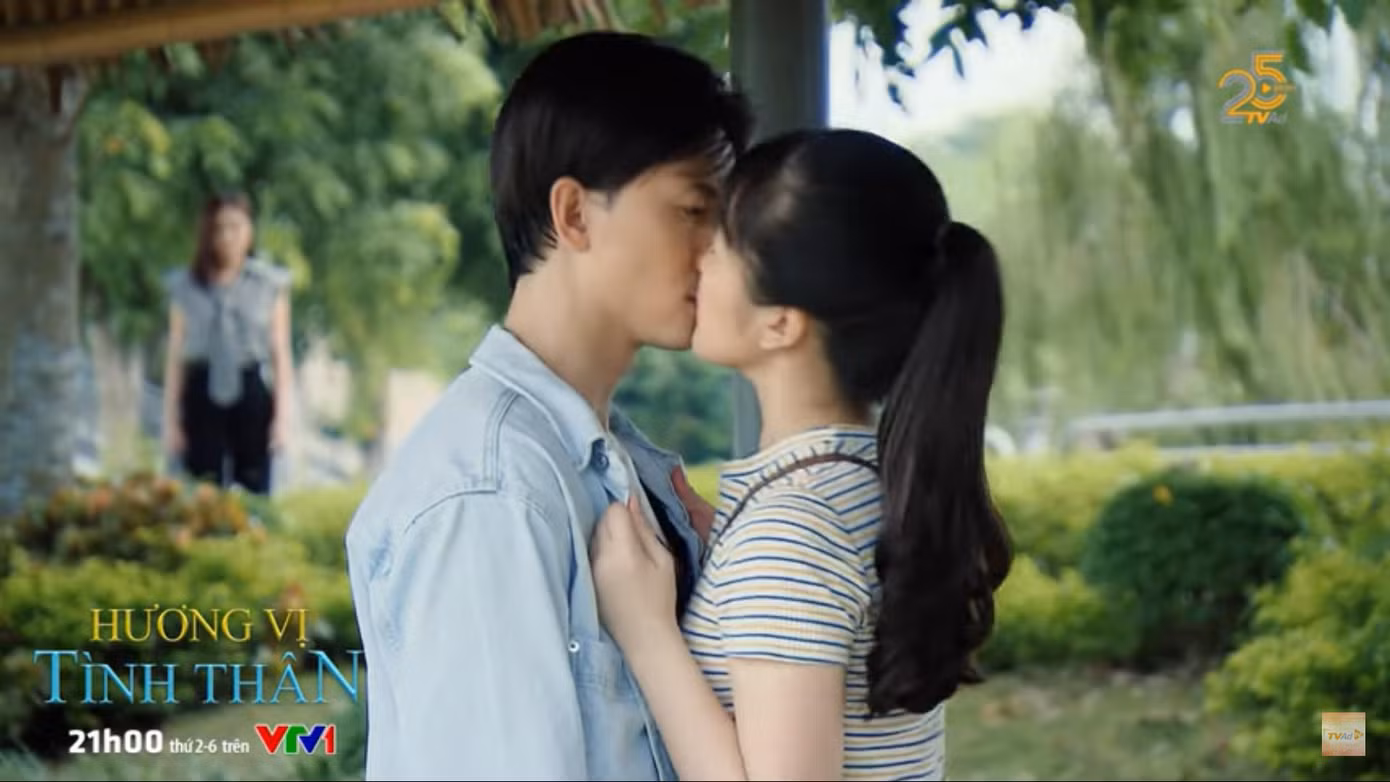 Dương cố tình trêu tức Thy Dương cố tình trêu tức Thy