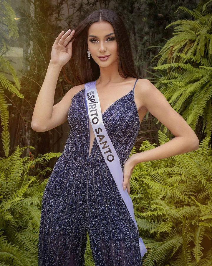 Các thí sinh đều ăn mặc, trang điểm chỉn chu khi tham dự sự kiện. Kỹ năng tạo dáng trước ống kính của dàn người đẹp cũng được đánh giá cao. Họ đều từng thi sắc đẹp hoặc có kỹ năng làm người mẫu trước đó.