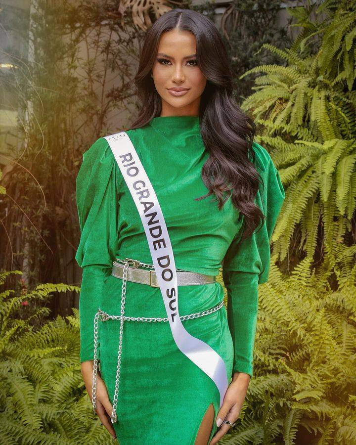 Nhiều khán giả cho rằng ngắm dàn thí sinh của Hoa hậu Hoàn vũ Brazil 2023 không khác gì thí sinh của một cuộc thi sắc đẹp quốc tế với sự chỉn chu, chuyên nghiệp trong khâu tổ chức.