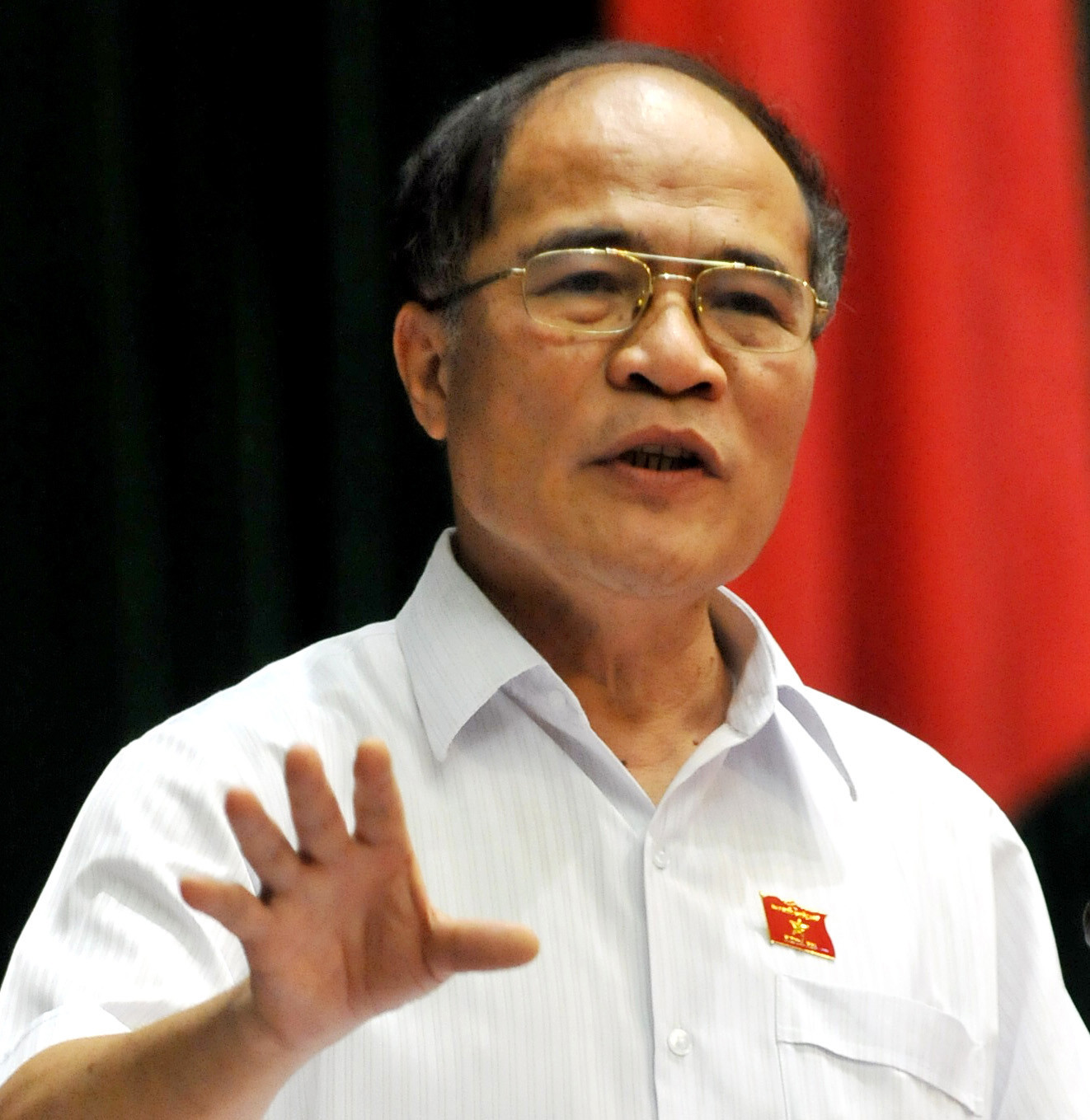 Ông Nguyễn Sinh Hùng 