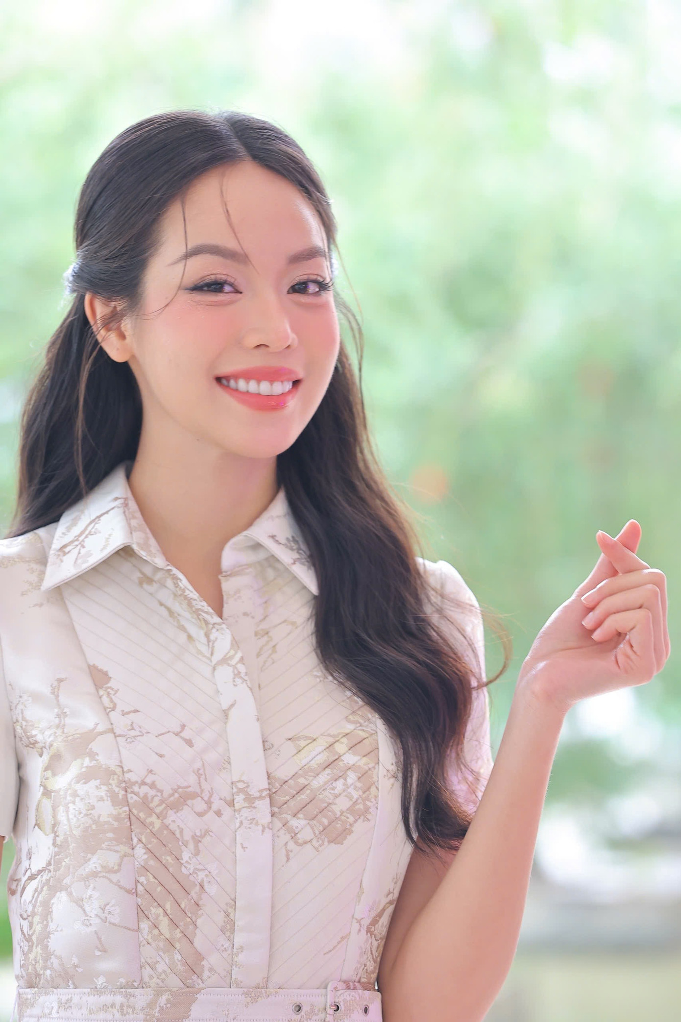 Thanh Thủy gặp áp lực khi cùng lúc mang hai danh hiệu Hoa hậu Việt Nam và Hoa hậu Quốc tế. Ảnh: Trọng Tài.