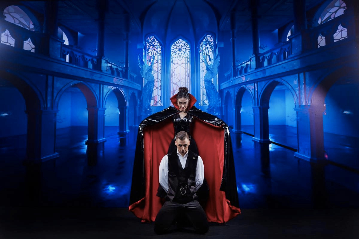 Á hậu Ngọc Hằng và bạn nhảy Lyubomir Yakimov trong tập 8. Á hậu Ngọc Hằng và bạn nhảy Lyubomir Yakimov trong tập 8.