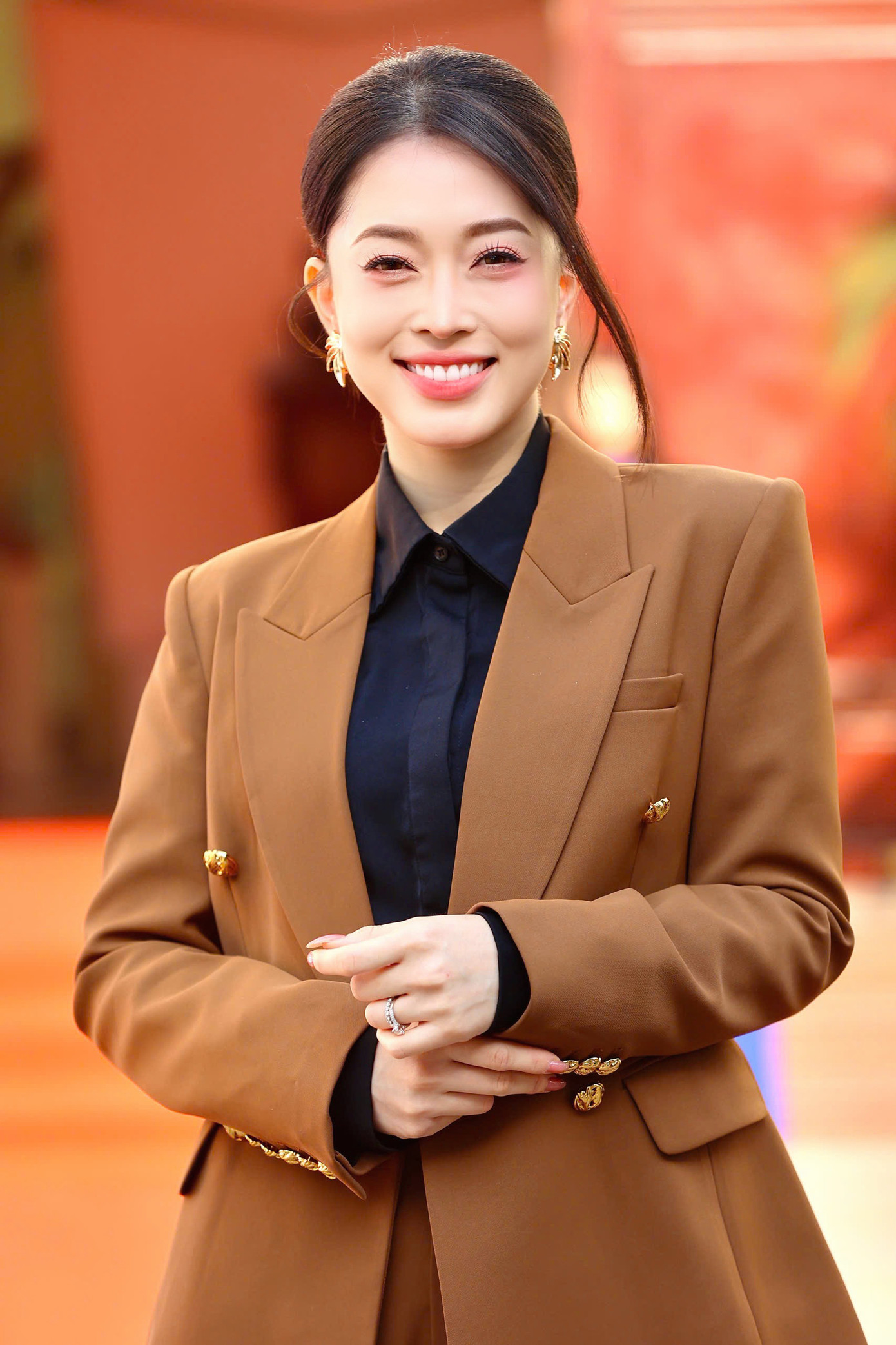 Phương Nga khoe nhan sắc tại ngày hội tuyển sinh Hoa hậu Việt Nam 2024. Phương Nga khoe nhan sắc tại ngày hội tuyển sinh Hoa hậu Việt Nam 2024.