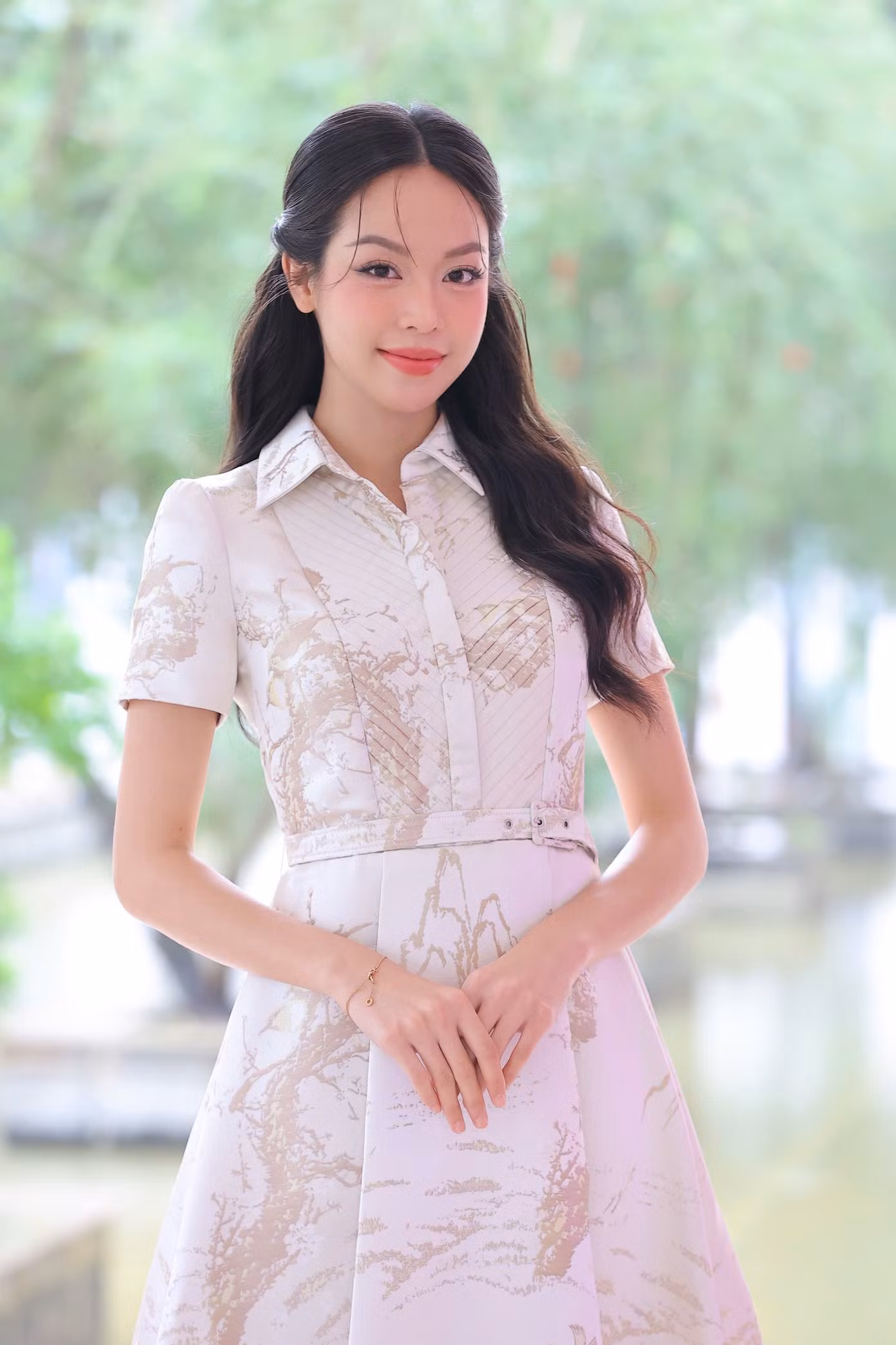 Thanh Thủy cho biết cô háo hức với cương vị mới. Người đẹp nói cô phải nỗ lực gấp đôi để hoàn thành sứ mệnh của Hoa hậu Việt Nam và Hoa hậu Quốc tế. Đây là hai danh hiệu cao quý mà Thanh Thủy đã nỗ lực để đạt được.