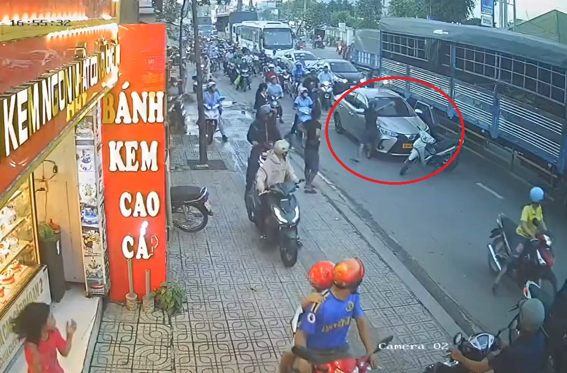 Hiện trường vụ việc được camera an ninh ghi lại Ảnh cắt từ clip Hiện trường vụ việc được camera an ninh ghi lại Ảnh cắt từ clip