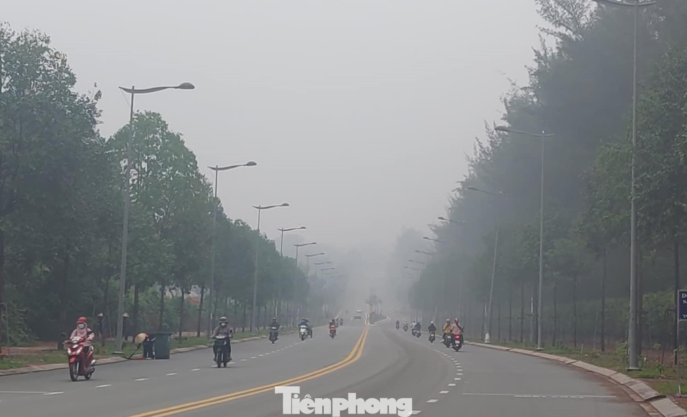 Nhiều người dân cho biết hiện tượng sương mù thỉnh thoảng vẫn xuất hiện ở Bình Dương, đặc biệt là vào những tháng cuối năm.