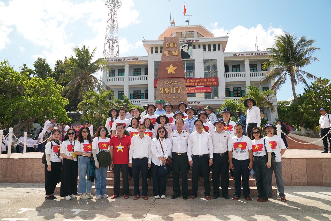 Huyện đảo Trường Sa có vai trò, vị trí vô cùng quan trọng trong chiến lược bảo vệ, phát triển đất nước.