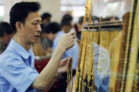 Giá vàng thế giới tăng 3,7% giá trị trong tuần. Ảnh: Kitco Giá vàng thế giới tăng 3,7% giá trị trong tuần